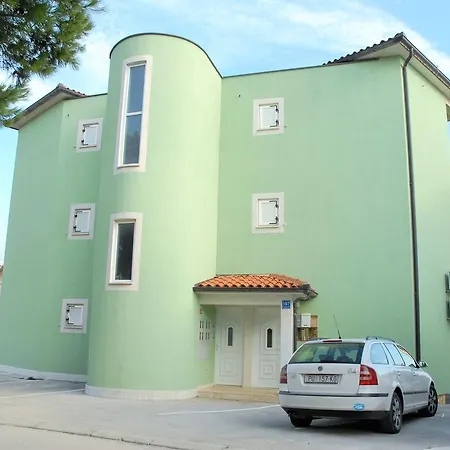 Village דירה