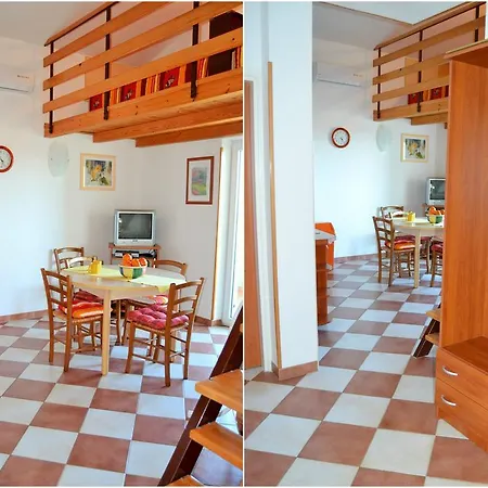 Apartment Village *