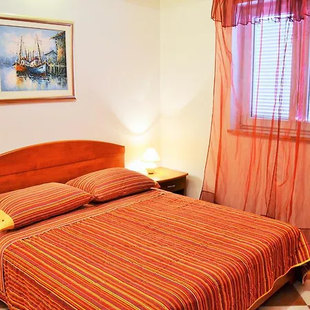 Village Apartment Premantura
